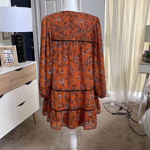 Forever 21 Peasant Dress - Picture 5 of 8